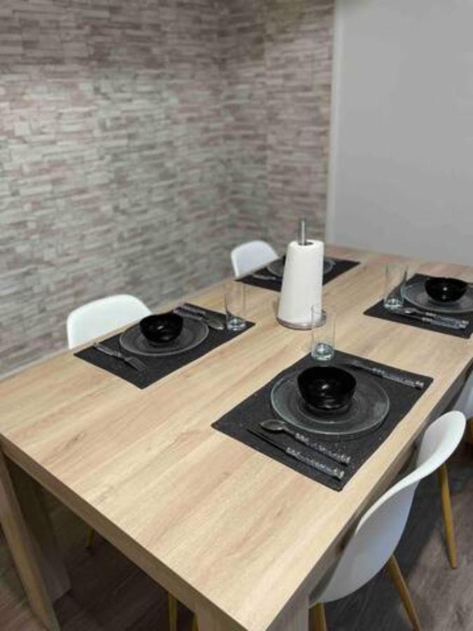 Appartement En Duplex Centre Ville D'Onnaing Exterior photo